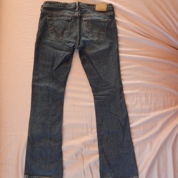 Hollister Cali Flare Jeans - Picture 2 of 6